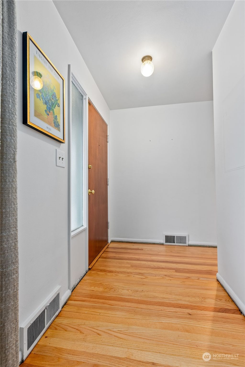 Photo of 12801 8th Avenue NE, Seattle, WA 98125 (MLS # 2315604)