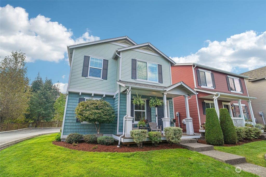 Photo of 9522 Hancock Avenue SE, Snoqualmie, WA 98065 (MLS # 2295810)