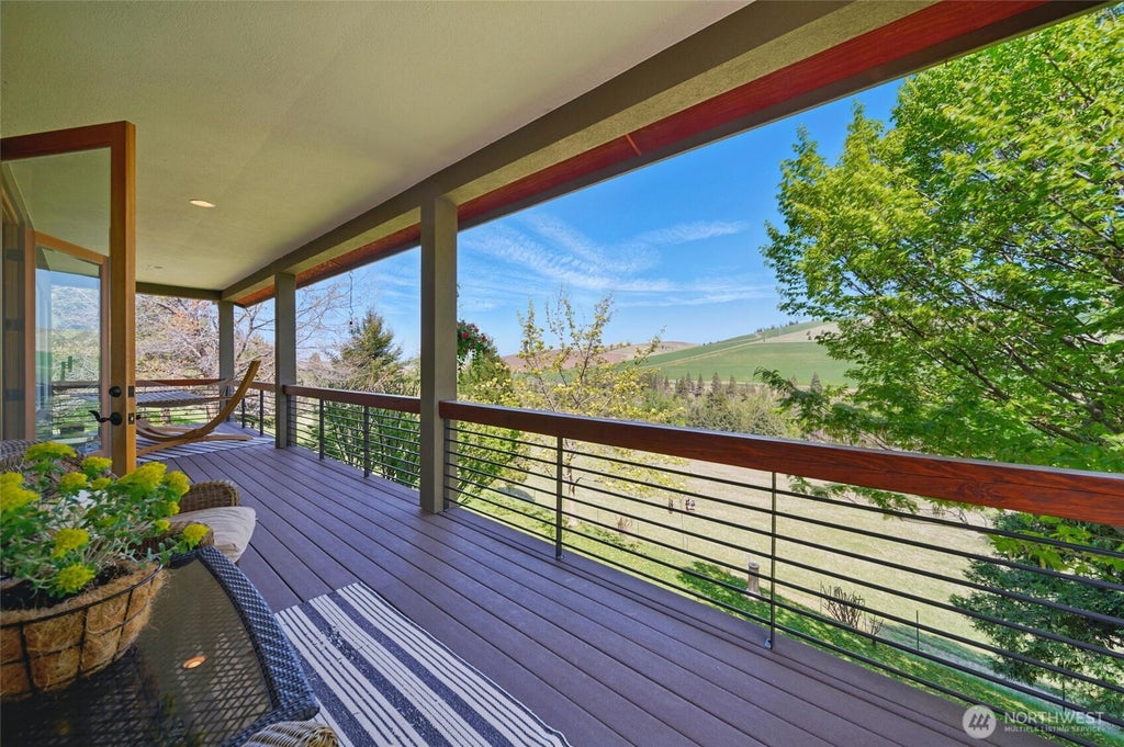 Photo of 469 Tag Lane Ln, Walla Walla, WA 99362 (MLS # 2548784)