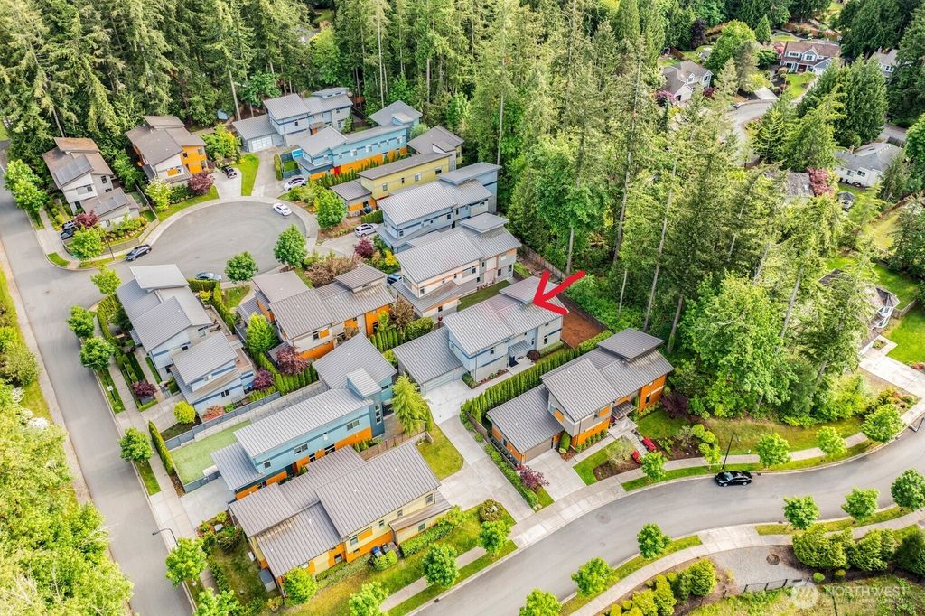 Photo of 21955 SE 30th Place, Sammamish, WA 98075 (MLS # 2469425)