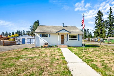 Photo of 6520 Cypress Street, Everett, WA 98203 (MLS # 2442534)