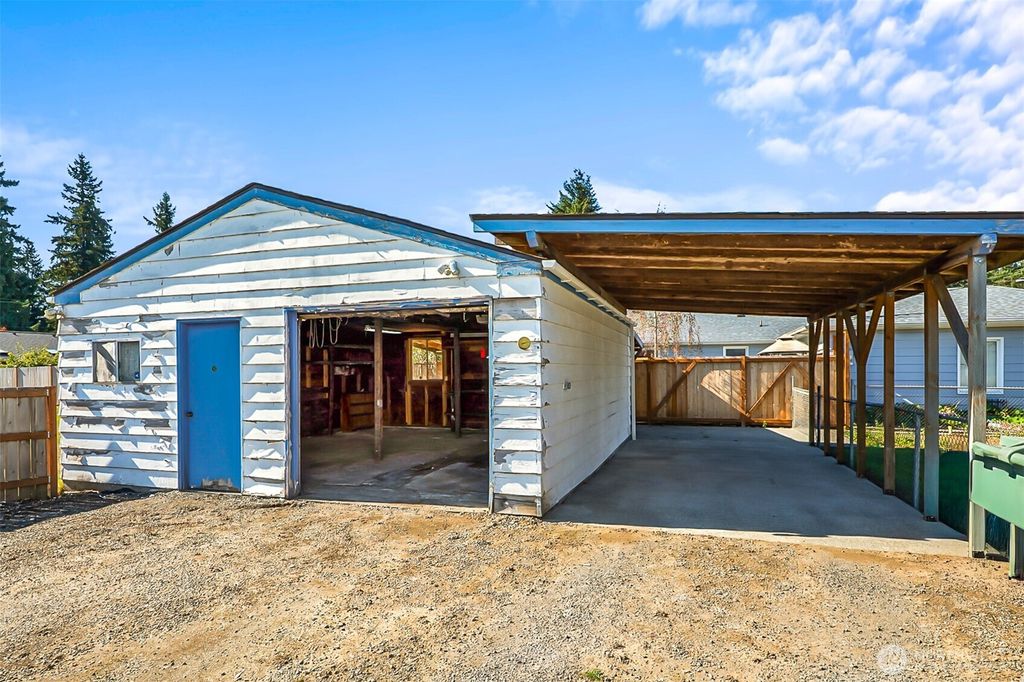 Photo of 6520 Cypress Street, Everett, WA 98203 (MLS # 2442534)