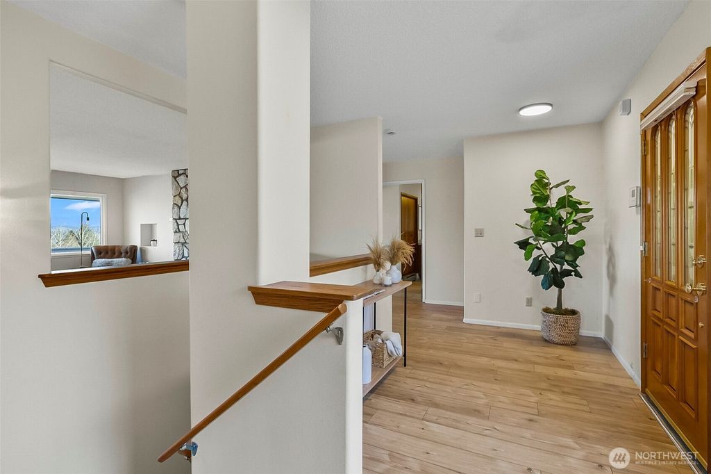 Photo of 10010 Lakemont Avenue, Lake Stevens, WA 98258 (MLS # 2468034)