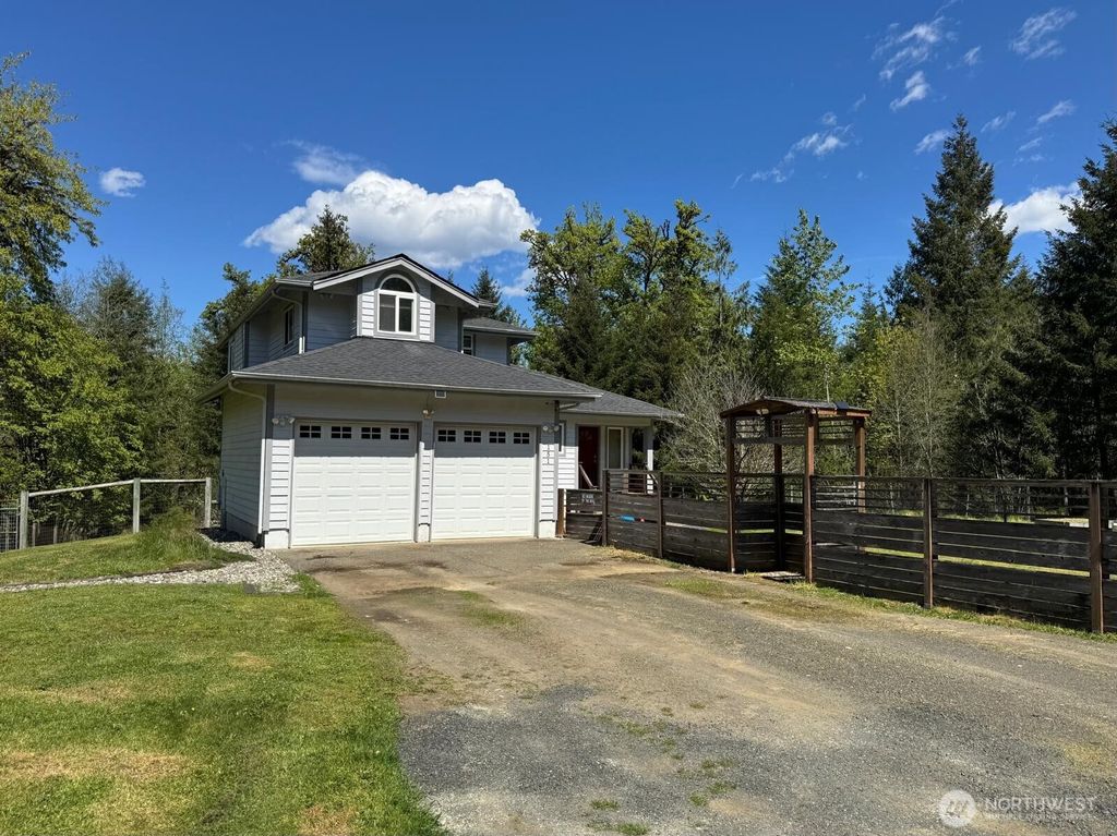 Photo of 151 W Clark Rd RD, Shelton, WA 98584 (MLS # 2521291)