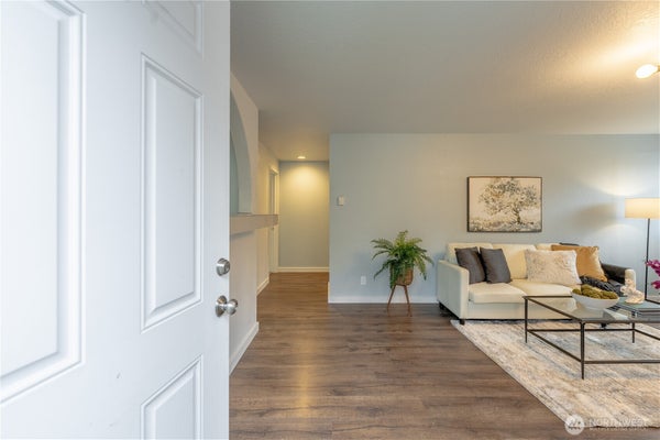 4404 TERRACE DR APT 10, EVERETT, WA 98203 - Image 0d2c94d0d0fcfee7dbcb43d8a93efbcb/3109563148