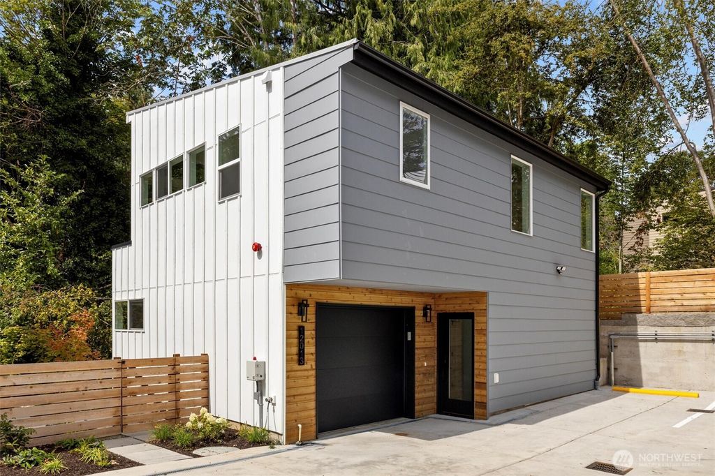 Photo of 12013 36th Avenue NE, Seattle, WA 98125 (MLS # 2446246)
