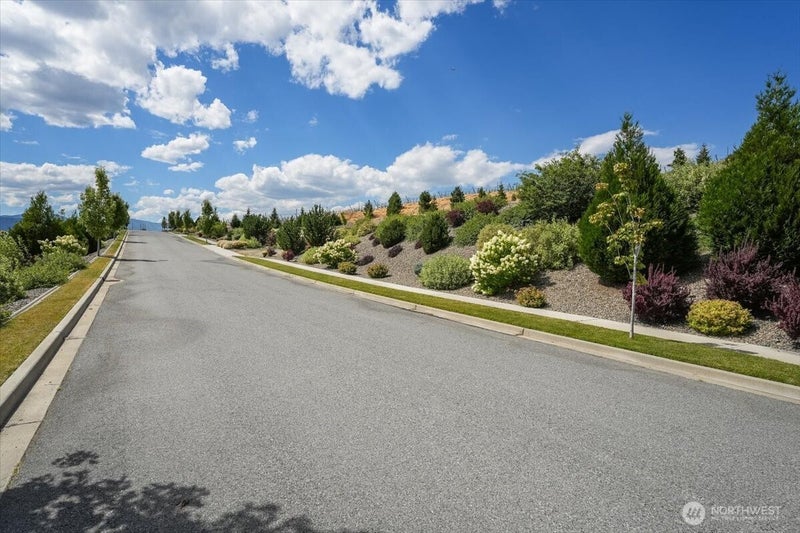 38 Madrona Lane