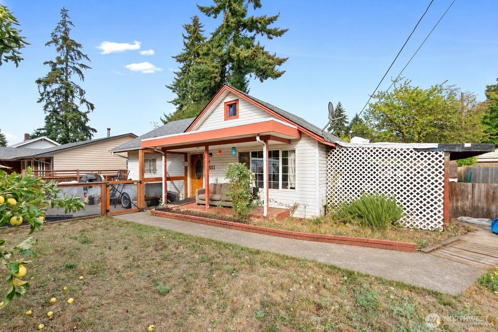 Photo of 3511 K Street, Vancouver, WA 98663 (MLS # 2581411)