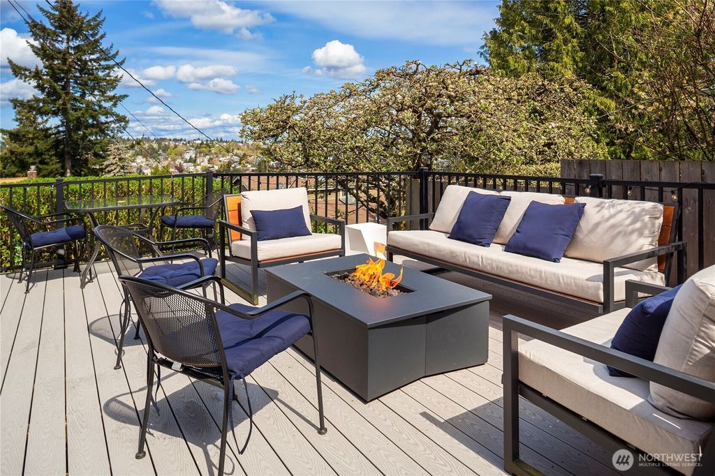 Photo of 109 Newell Street, Seattle, WA 98109 (MLS # 2356144)