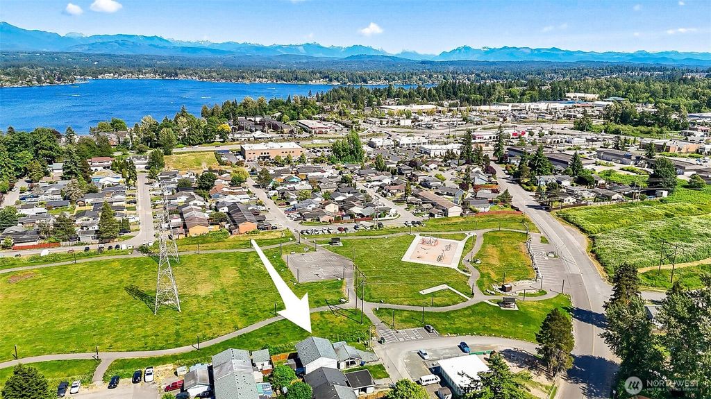 Photo of 8805 11th Street NE, Lake Stevens, WA 98258 (MLS # 2389795)