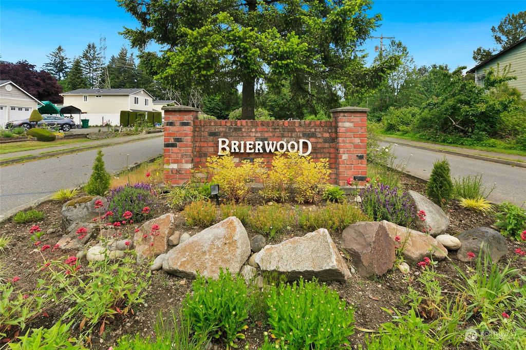 Photo of 2742 215th Place SW, Brier, WA 98036 (MLS # 2237439)