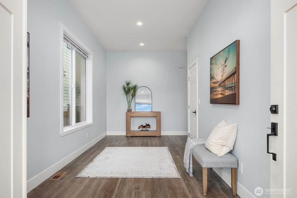 Photo of 35433 55th Avenue S, Auburn, WA 98001 (MLS # 2470438)