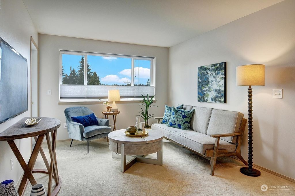 Photo of 11532 15th Avenue NE #306, Seattle, WA 98125 (MLS # 2058481)