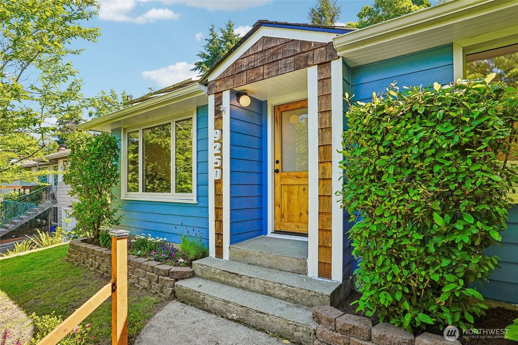 Photo of 9250 14th Avenue SW, Seattle, WA 98106 (MLS # 2542559)