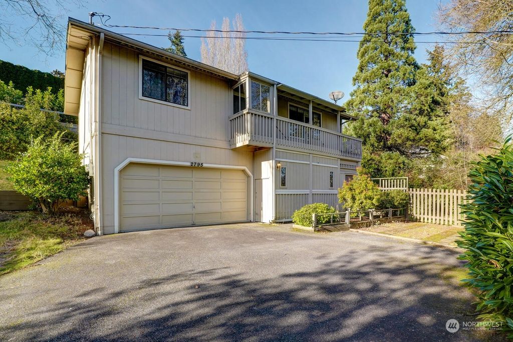 Photo of 2795 112th Avenue SE, Bellevue, WA 98004 (MLS # 2324237)