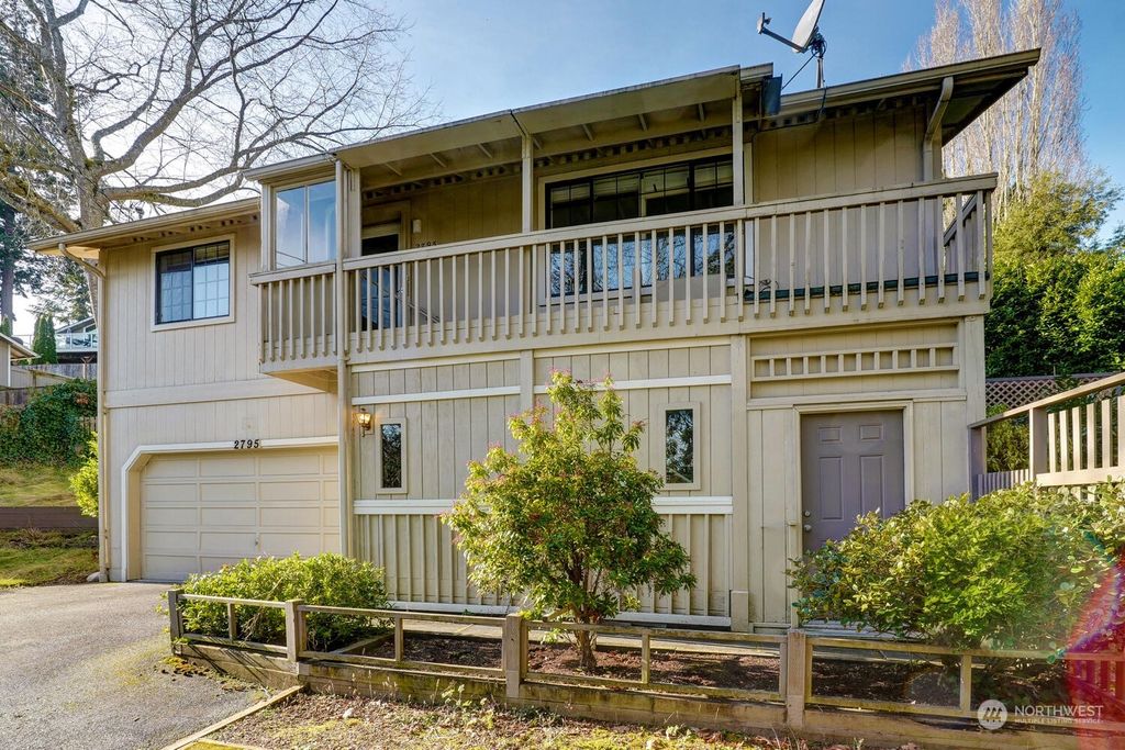Photo of 2795 112th Avenue SE, Bellevue, WA 98004 (MLS # 2324237)