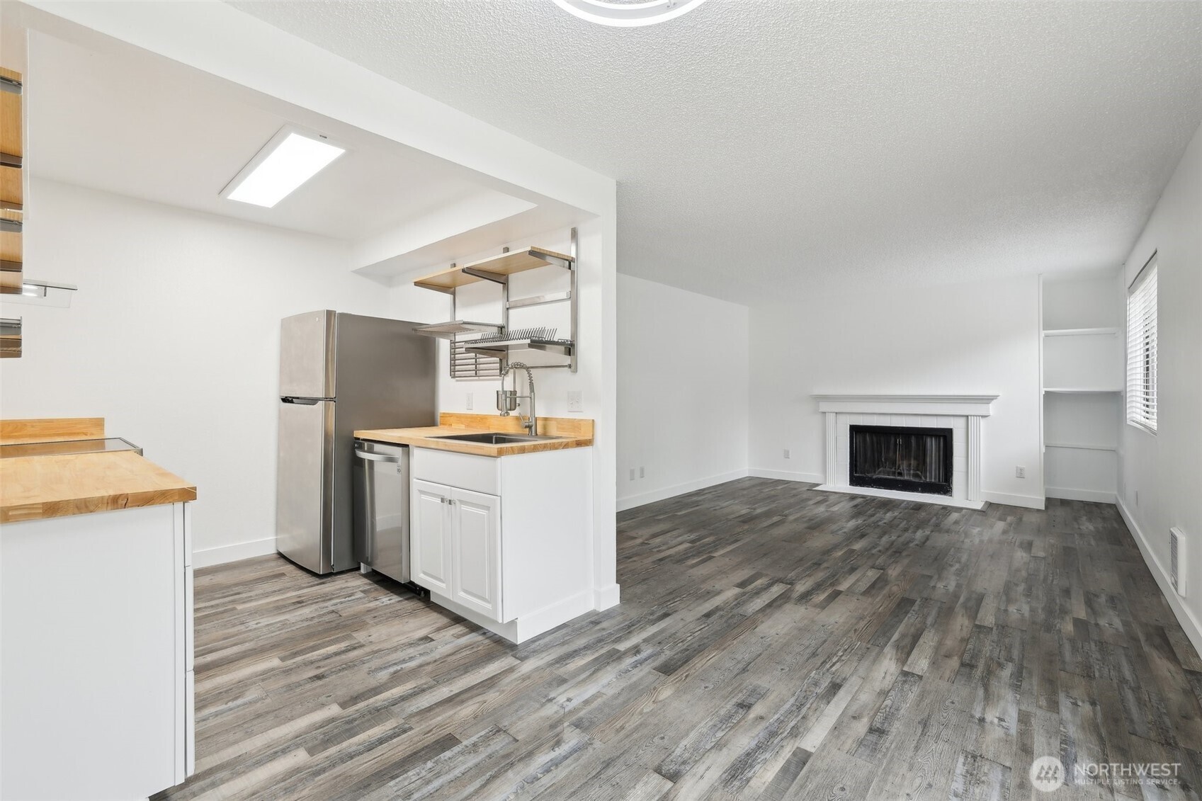 4814 S 187th Place B101