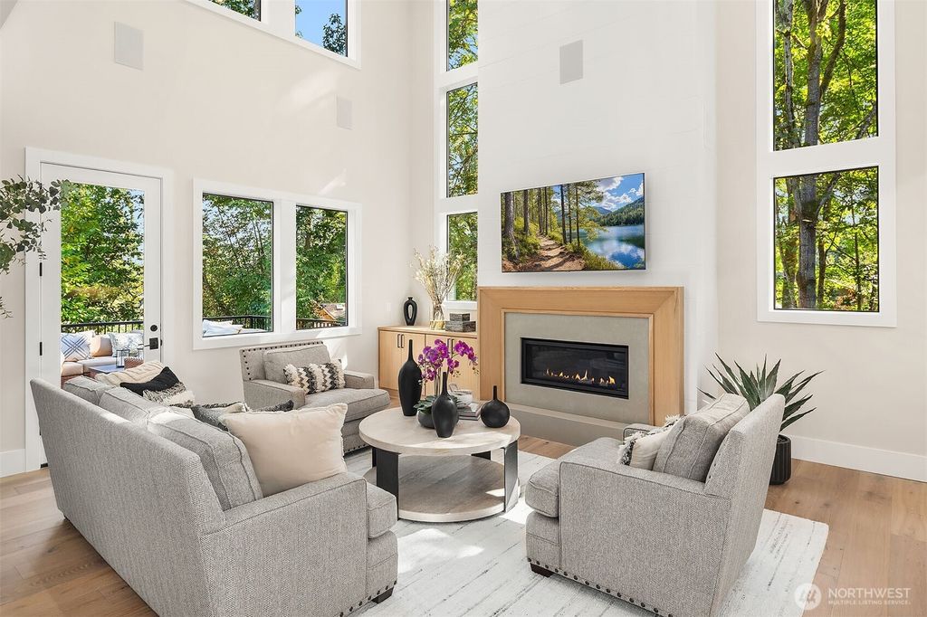 Photo of 1704 172nd Court NE, Bellevue, WA 98008 (MLS # 2440601)