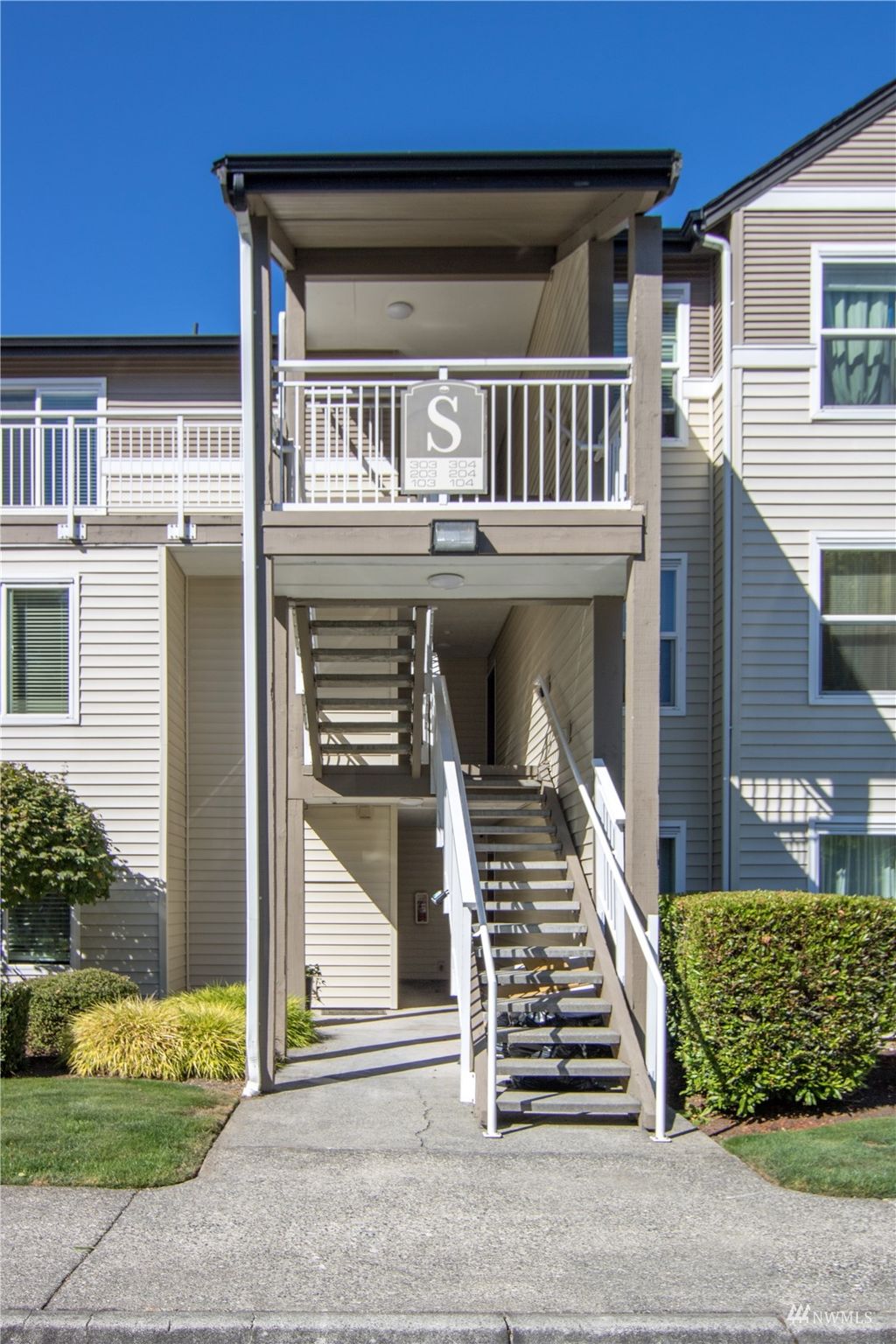 Photo of 12303 Harbour Pointe Boulevard #S203, Mukilteo, WA 98275 (MLS # 1992100)