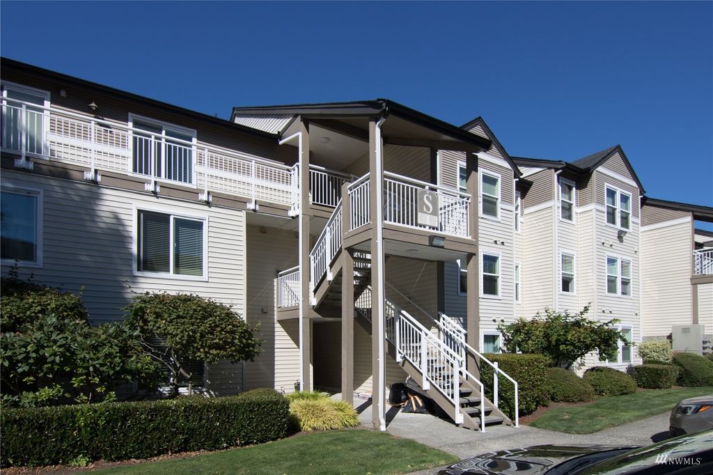 Photo of 12303 Harbour Pointe Boulevard #S203, Mukilteo, WA 98275 (MLS # 1992100)