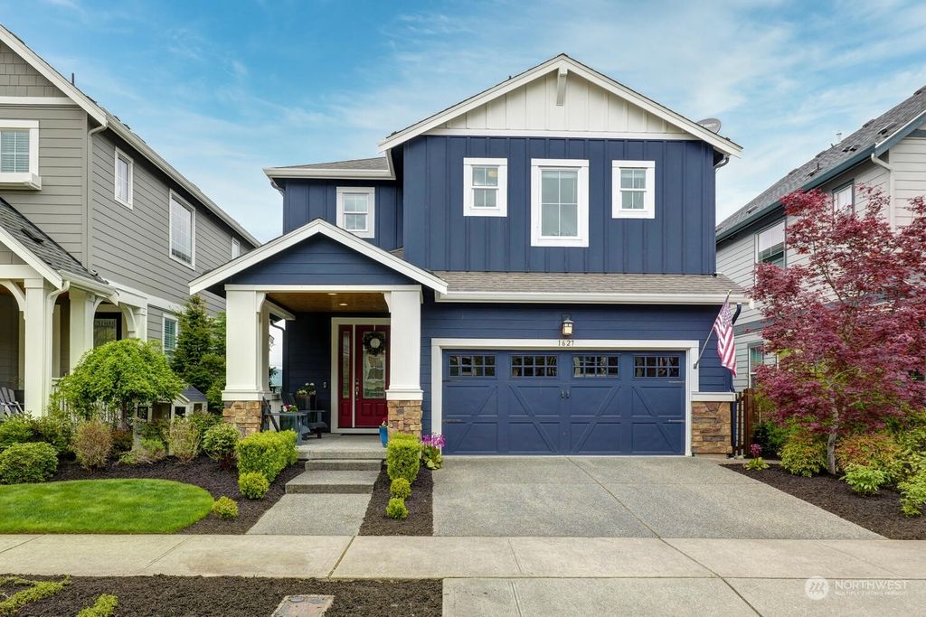 Photo of 1627 14th Place NE, Issaquah, WA 98029 (MLS # 2049336)