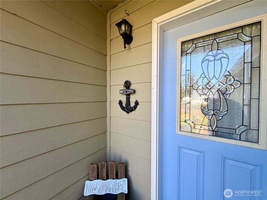 Photo of 415 Quinault Avenue SE, Ocean Shores, WA 98569 (MLS # 2515400)