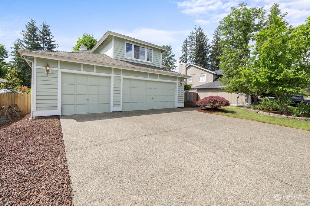 Photo of 23813 SE 248th Street, Maple Valley, WA 98038 (MLS # 2071410)