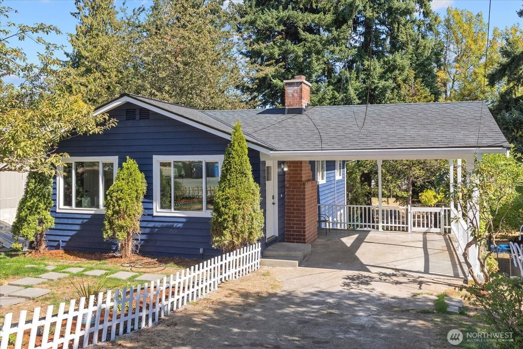 Photo of 11250 57th Avenue S, Seattle, WA 98178 (MLS # 2435901)