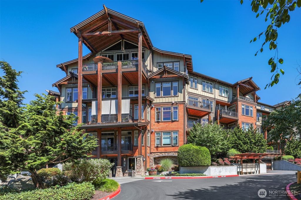Photo of 11801 Harbour Pointe Blvd Blvd #306, Mukilteo, WA 98275 (MLS # 2422988)