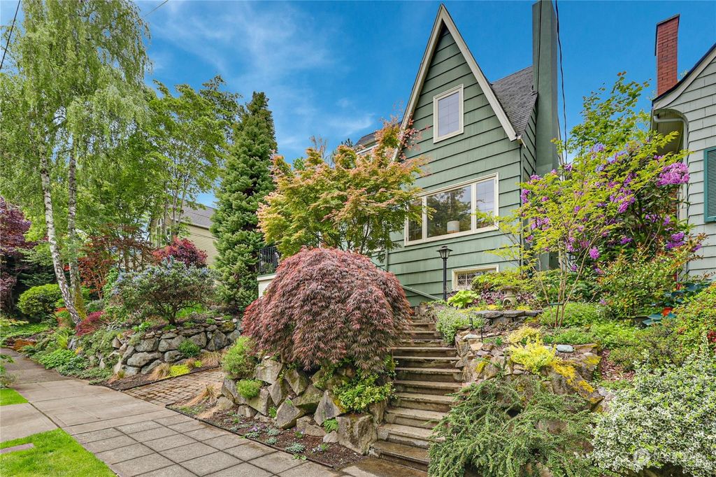 Photo of 2019 23rd Avenue E, Seattle, WA 98112 (MLS # 2243908)