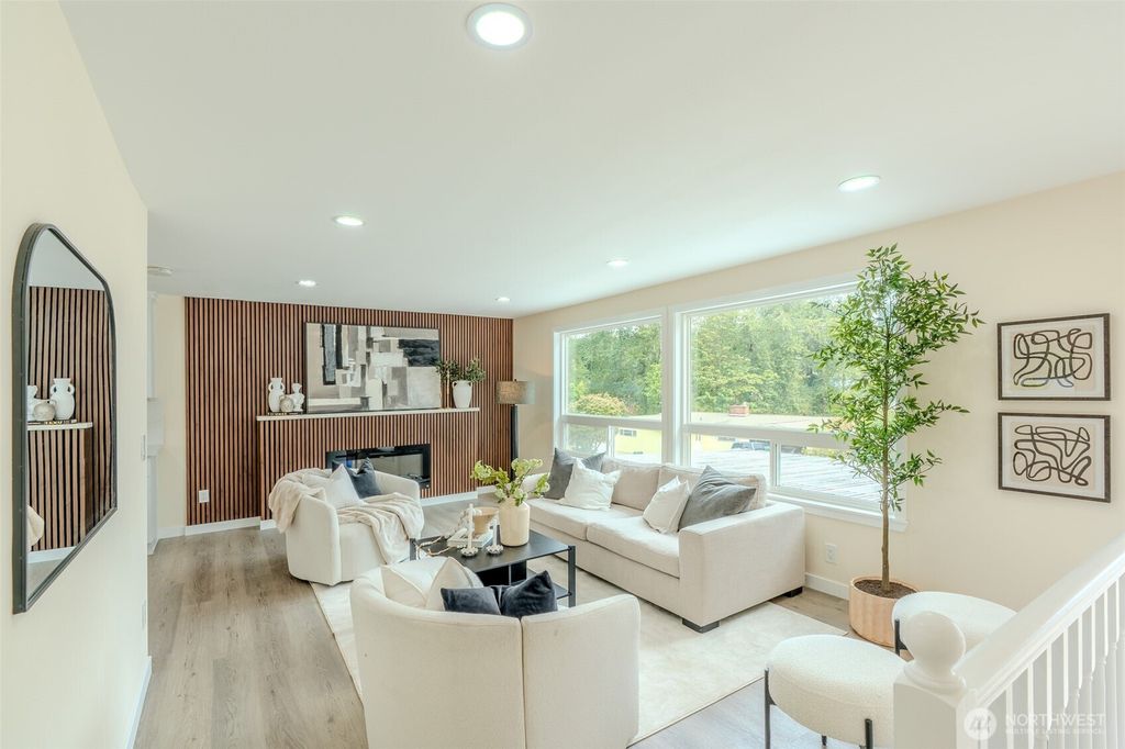 Photo of 34031 51st Avenue S, Auburn, WA 98001 (MLS # 2430518)