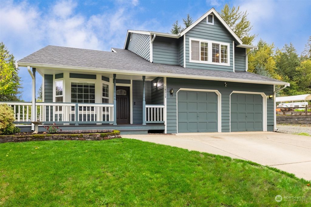 Photo of 16312 SE 318th Street, Auburn, WA 98092 (MLS # 2173127)