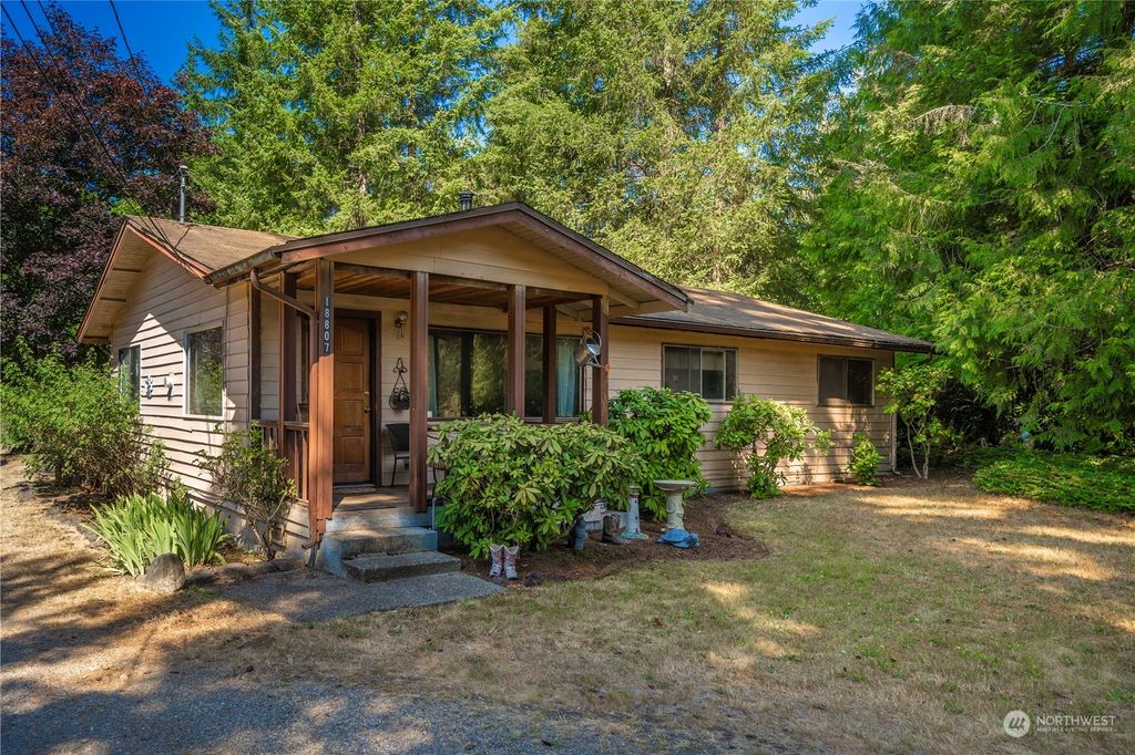 Photo of 18807 276th Avenue SE, Issaquah, WA 98027 (MLS # 2146957)