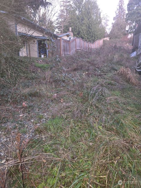 Photo of 22234 100th Avenue SE, Kent, WA 98031 (MLS # 2327707)