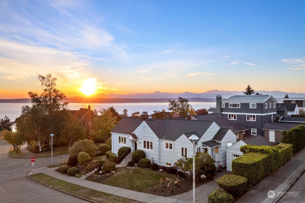 Photo of 3920 W Parkmont Place, Seattle, WA 98199 (MLS # 2009600)