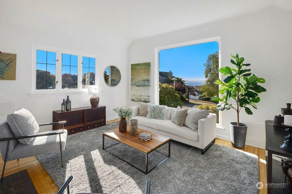 Photo of 3920 W Parkmont Place, Seattle, WA 98199 (MLS # 2009600)