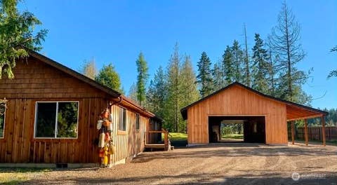 Photo of 382 Lower Elwha Road, Port Angeles, WA 98363 (MLS # 2540020)
