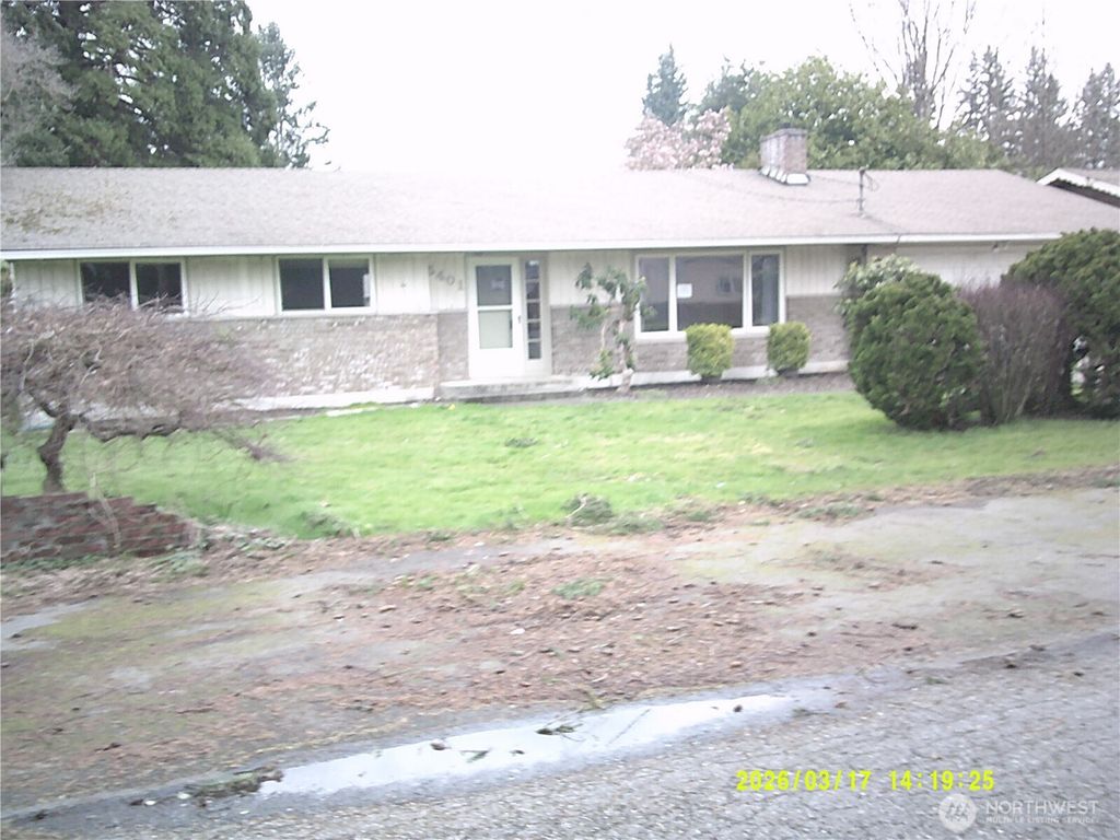 Photo of 5401 74th Street NE, Marysville, WA 98270 (MLS # 2493773)