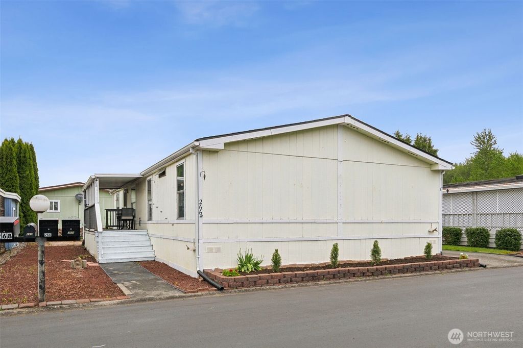 Photo of 3611 I Street NE #266, Auburn, WA 98002 (MLS # 2514607)