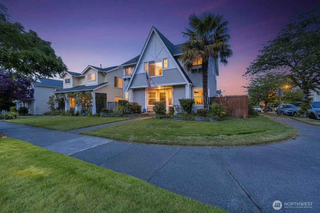Photo of 1830 Hoffman Hill Boulevard, Dupont, WA 98327 (MLS # 2510904)