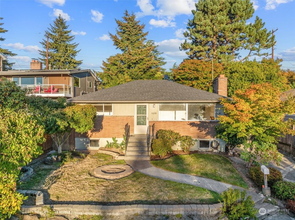 Photo of 5230 37th Ave SW Avenue SW, Seattle, WA 98126 (MLS # 2292878)