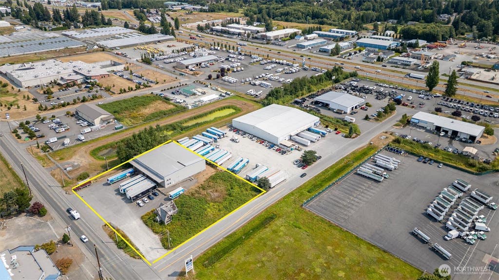 Photo of 3616 Old Highway 99 South Road, Mount Vernon, WA 98273 (MLS # 2570469)