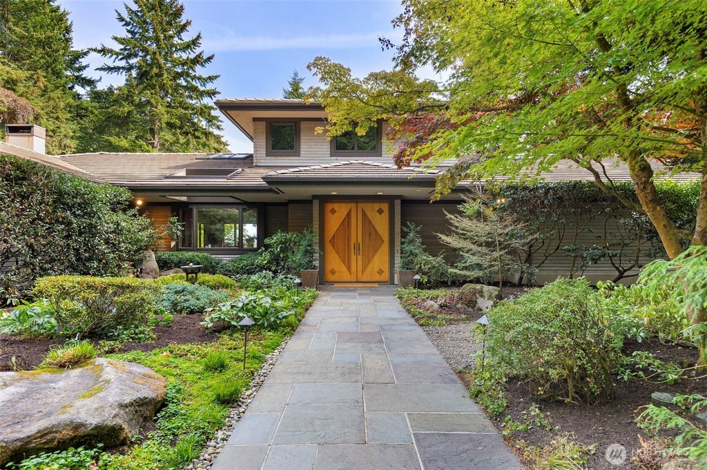Photo of 11044 NE Boulder Place, Bainbridge Island, WA 98110 (MLS # 2582431)