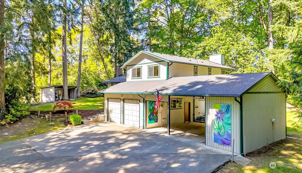 Photo of 36627 3rd Avenue SW, Federal Way, WA 98023 (MLS # 2236304)