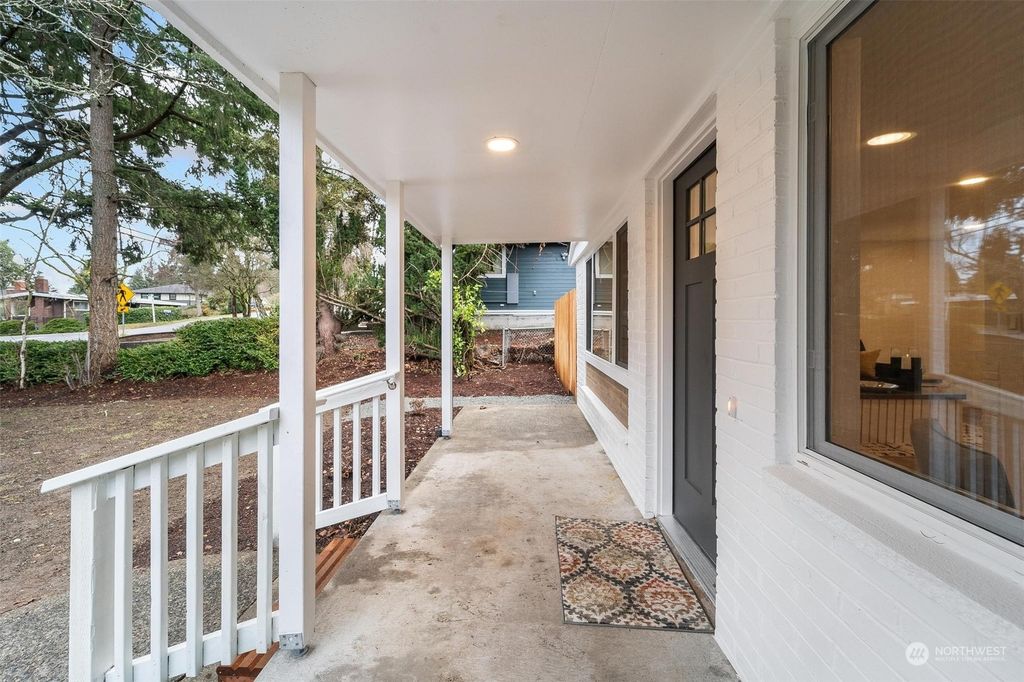 Photo of 611 SW Normandy Road, Normandy Park, WA 98166 (MLS # 2213293)