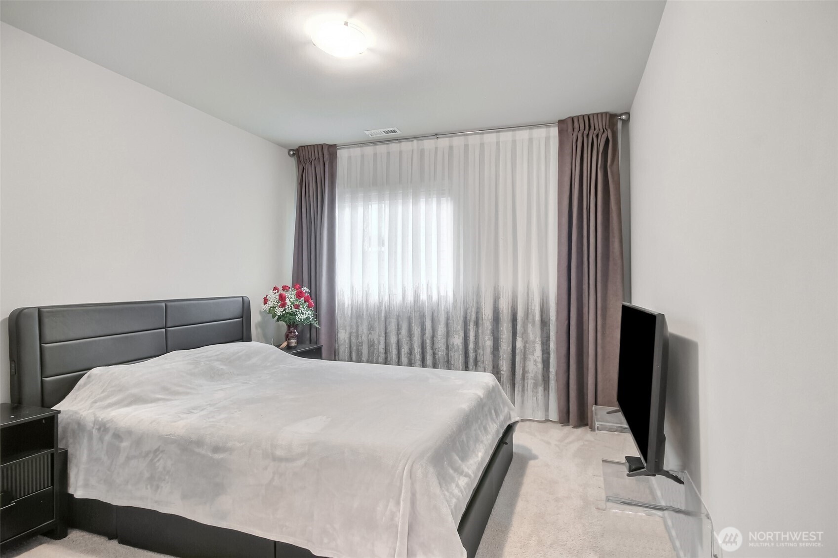 Edgewood, Washington 98371, United States, 4 Bedrooms Bedrooms, ,3 BathroomsBathrooms,Residential,Active,93415