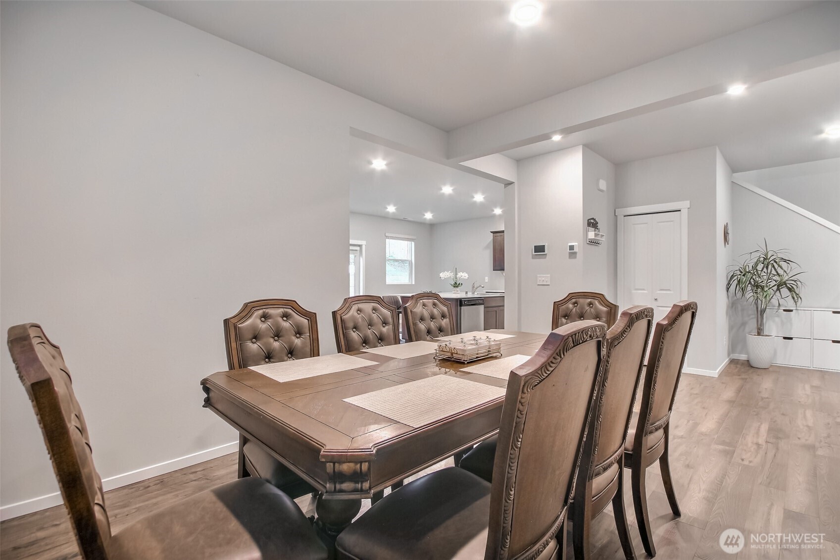 Edgewood, Washington 98371, United States, 4 Bedrooms Bedrooms, ,3 BathroomsBathrooms,Residential,Active,93415