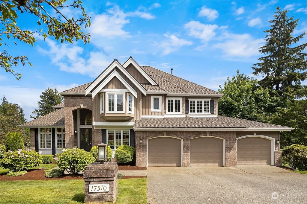 Photo of 17510 SE 55th Street, Bellevue, WA 98006 (MLS # 2074907)