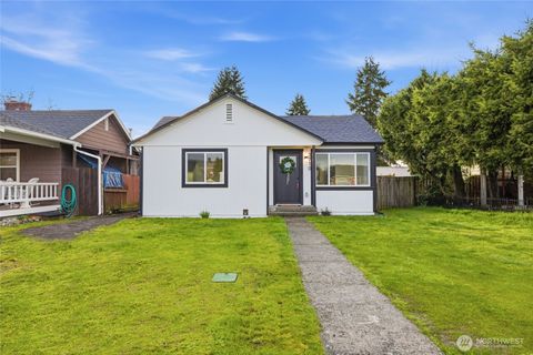 Photo of 3710 E F Street, Tacoma, WA 98404 (MLS # 2502266)