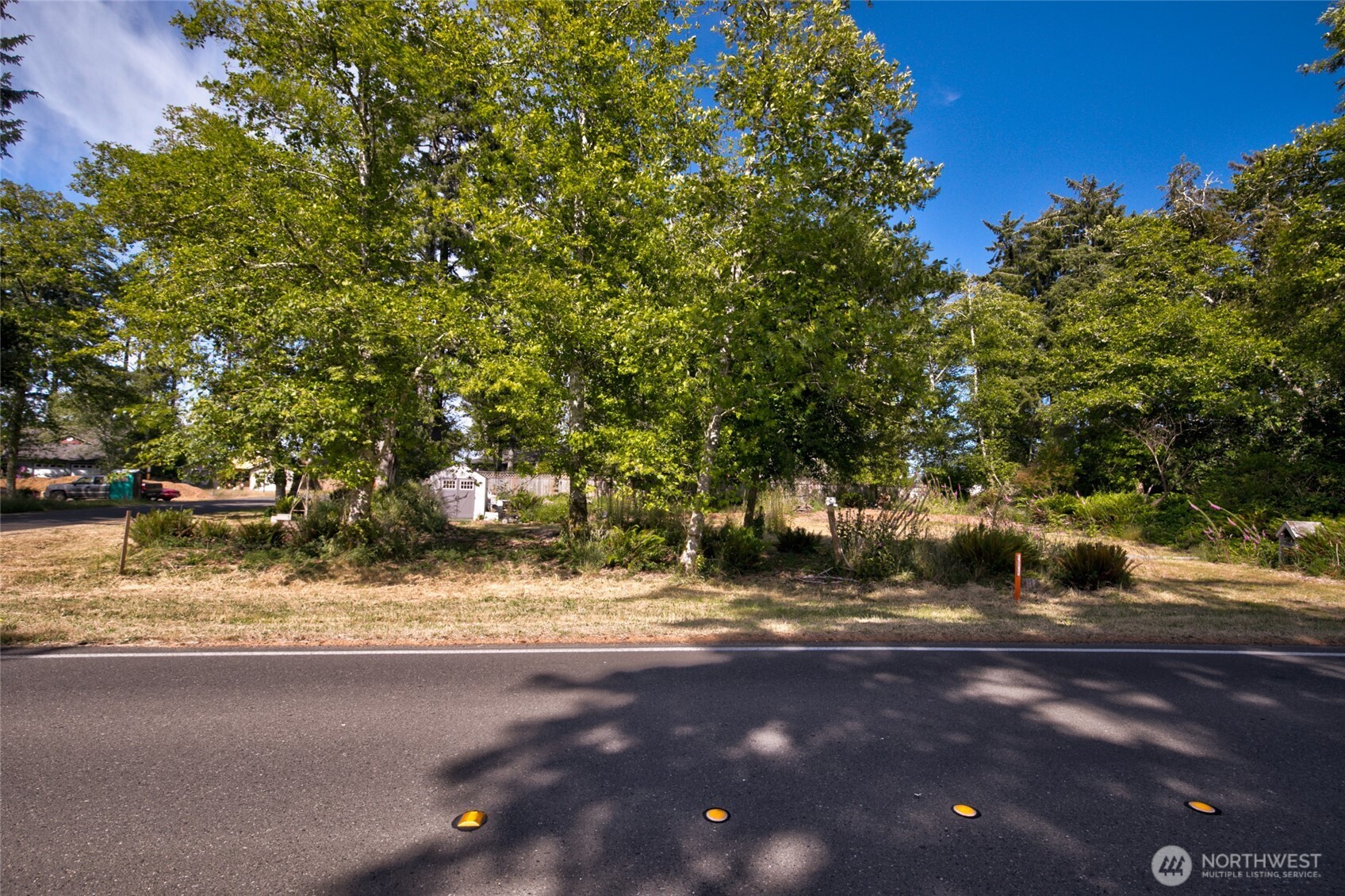 800 Duck Lake Drive SE